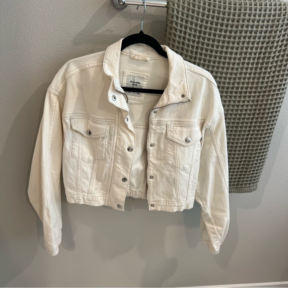 Abercrombie & Fitch Off-White Jean Jacket